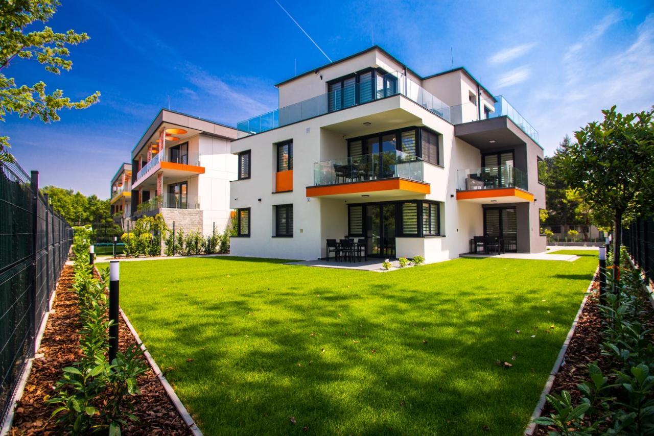 Villa Linett Siófok Exteriör bild