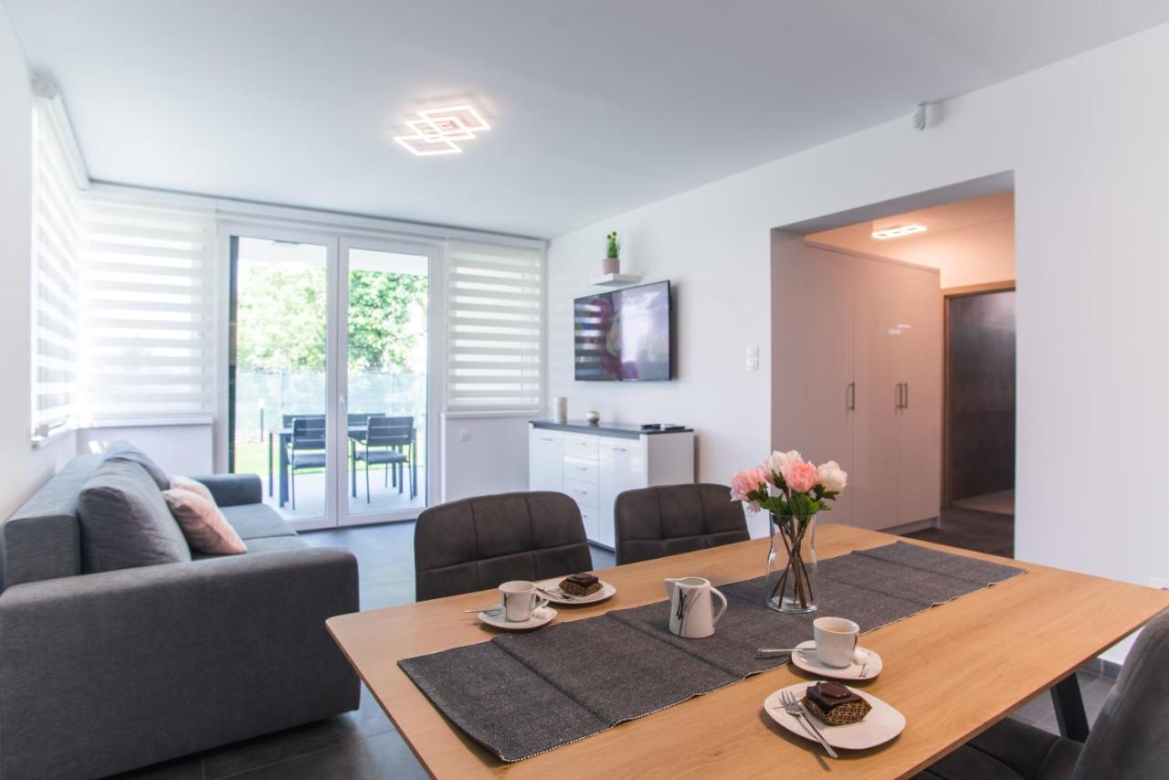 Villa Linett Siófok Exteriör bild